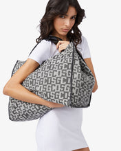 Carica l'immagine nel visualizzatore di Gallery, Gcds Monogram Weekend Bag