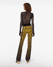 Carica l'immagine nel visualizzatore di Gallery, Zebra Lurex Knit Trousers | Women Trousers Multicolor | GCDS®