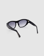 Carica l'immagine nel visualizzatore di Gallery, Occhiali da sole cat-eye Lola