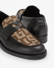 Load image into Gallery viewer, Wirdo Gcds Monogram Loafers
