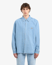 Carica l&#39;immagine nel visualizzatore di Gallery, Wirdo Denim Shirt
