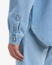 Carica l&#39;immagine nel visualizzatore di Gallery, Wirdo Denim Shirt
