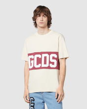 Carica l&#39;immagine nel visualizzatore di Gallery, Gcds logo band regular t-shirt: Men T-shirts Bordeaux | GCDS
