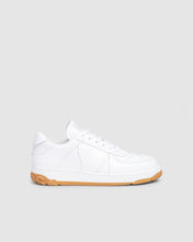 Load image into Gallery viewer, Leather Nami sneakers: Men Shoes White | GCDS
