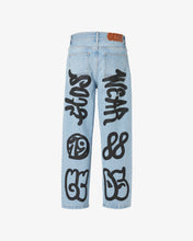 Carica l&#39;immagine nel visualizzatore di Gallery, Gcds Graffiti Wide Denim Trousers | Men Trousers Light Blue | GCDS®
