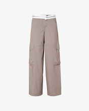 Carica l&#39;immagine nel visualizzatore di Gallery, Reversed Belt Ultracargo Trousers | Women Trousers Taupe Gray | GCDS®
