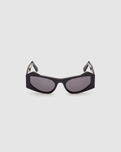 Carica l&#39;immagine nel visualizzatore di Gallery, GD022 CAT-EYE SUNGLASSES: Unisex Sunglasses Black | GCDS
