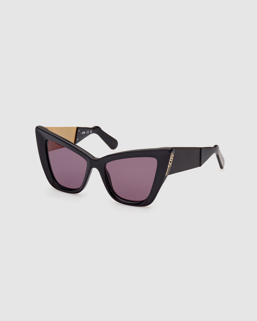 GD0026 Cat-eye sunglasses : Women Sunglasses Black  | GCDS