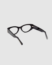 Carica l&#39;immagine nel visualizzatore di Gallery, GD5016 Cat-eye eyeglasses : Unisex Sunglasses Black  | GCDS
