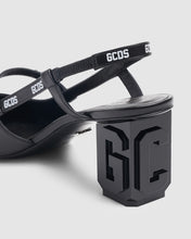 Carica l&#39;immagine nel visualizzatore di Gallery, Logo slingback pump: Women Shoes Black | GCDS
