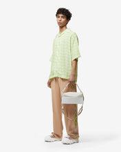 Carica l&#39;immagine nel visualizzatore di Gallery, Waved Logo Print Bowling Shirt : Men Shirts Lime | GCDS Spring/Summer 2023
