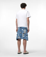 Carica l&#39;immagine nel visualizzatore di Gallery, Ripped Ultracargo Denim Bermuda : Men Trousers New Light Blue | GCDS Spring/Summer 2023
